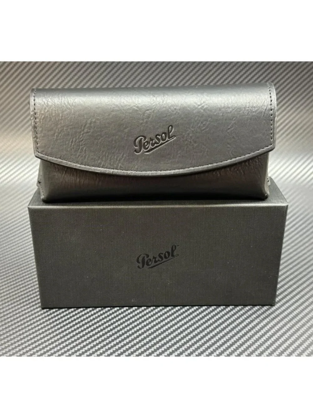 New Persol Men Black Sunglasses 52-20-145